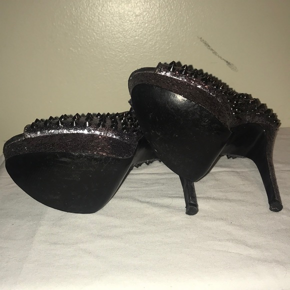 Steve Madden Sz 6 “Awwsome” Platform Spiked Heels - Picture 6 of 6